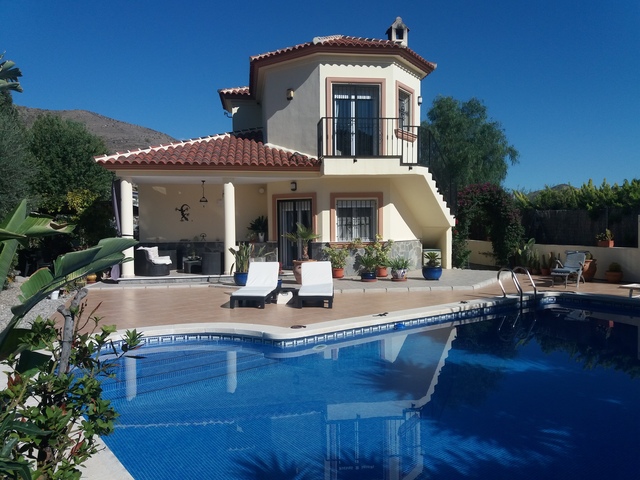 4 Bedroom Villa in Arboleas, Almería
