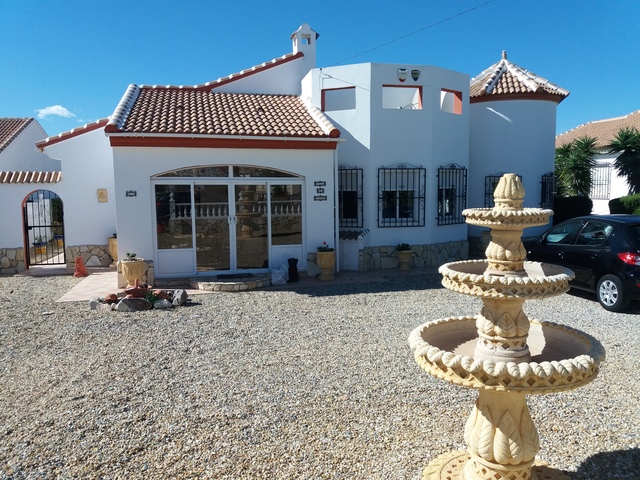 3 Bedroom Villa in Arboleas, Almería